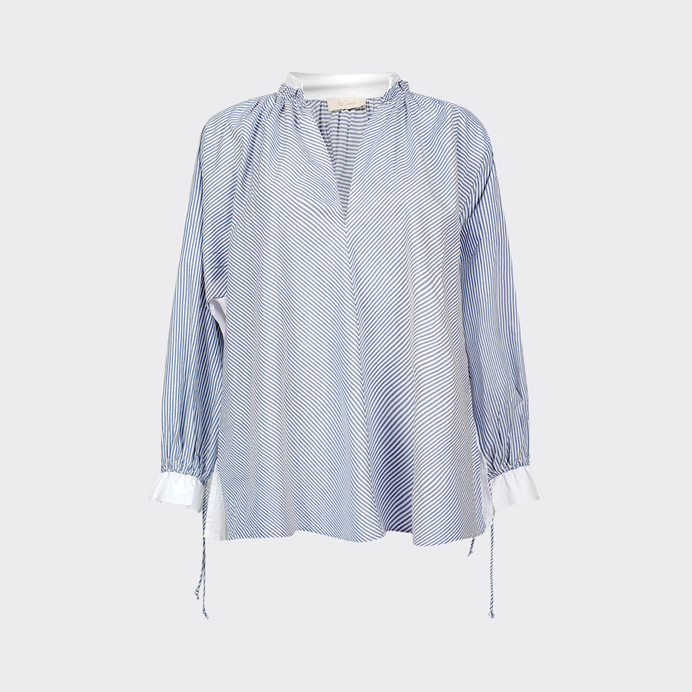 
                  
                    Wally Women in the Art Blouse Grey
                  
                