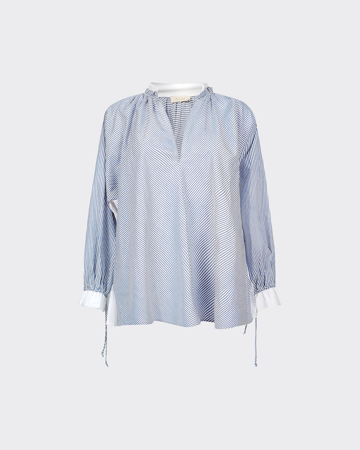 
                  
                    Wally Women in the Art Blouse Grey
                  
                
