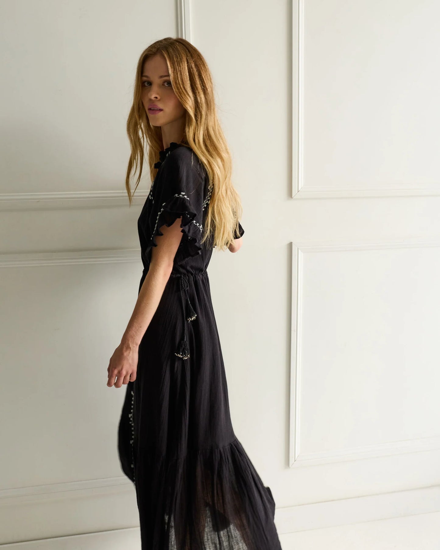 
                  
                    Freya Dress Black
                  
                