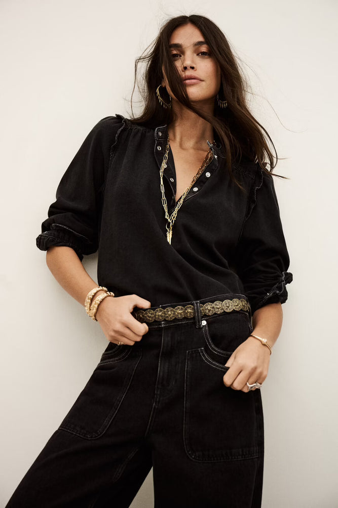 
                  
                    Mio Blackstone Blouse
                  
                