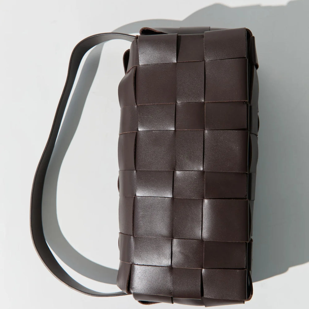 
                  
                    Woven Envelope Slim Bag Choclolate
                  
                