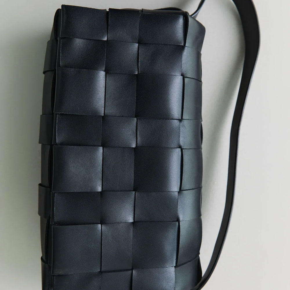 
                  
                    Woven Envelope Slim Bag Black
                  
                