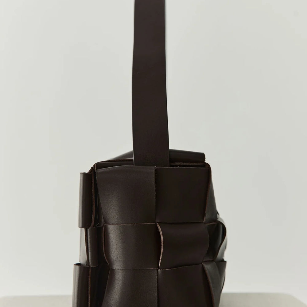 
                  
                    Woven Envelope Slim Bag Choclolate
                  
                