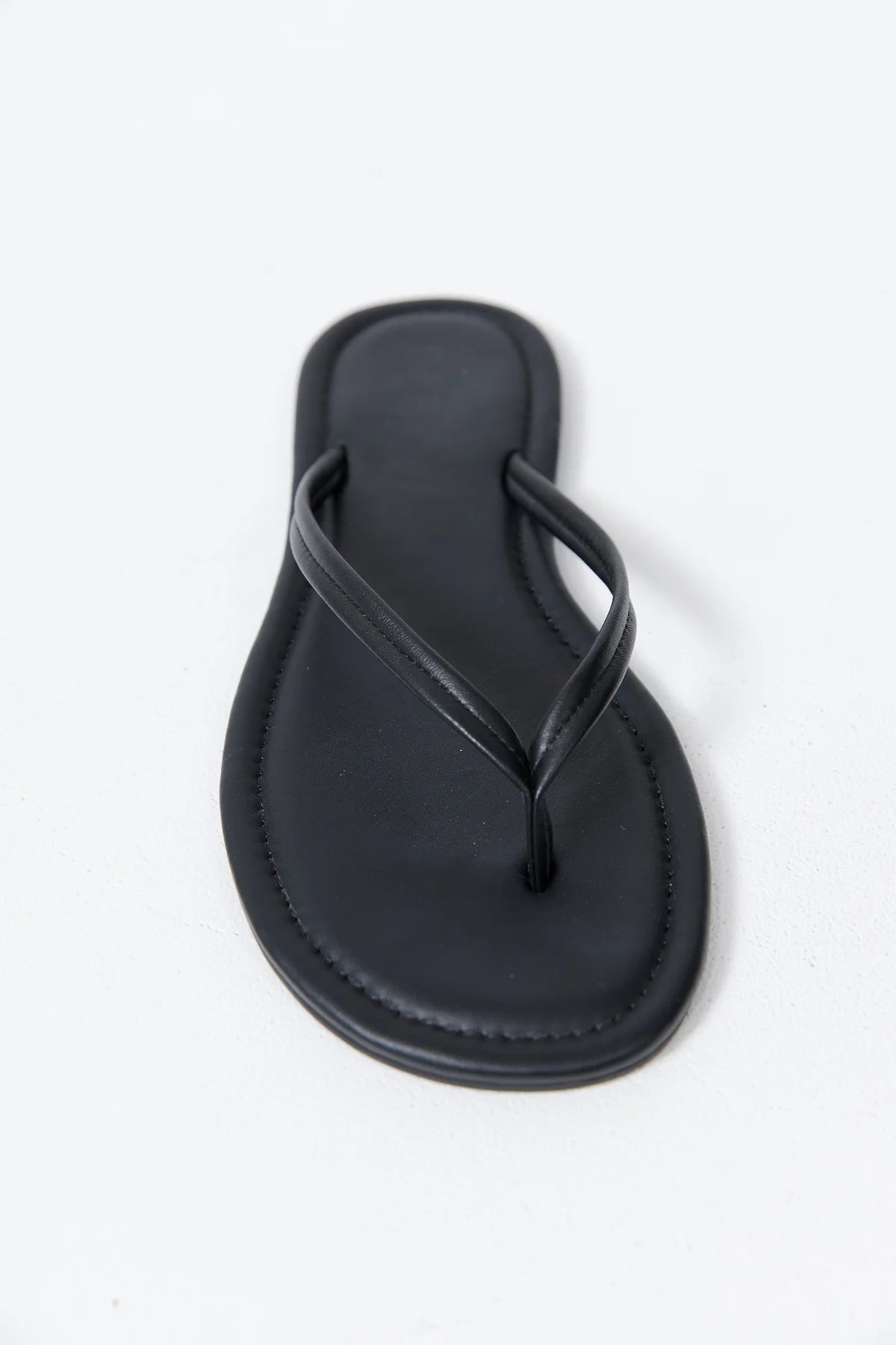 
                  
                    Thong Detail Slide Black
                  
                