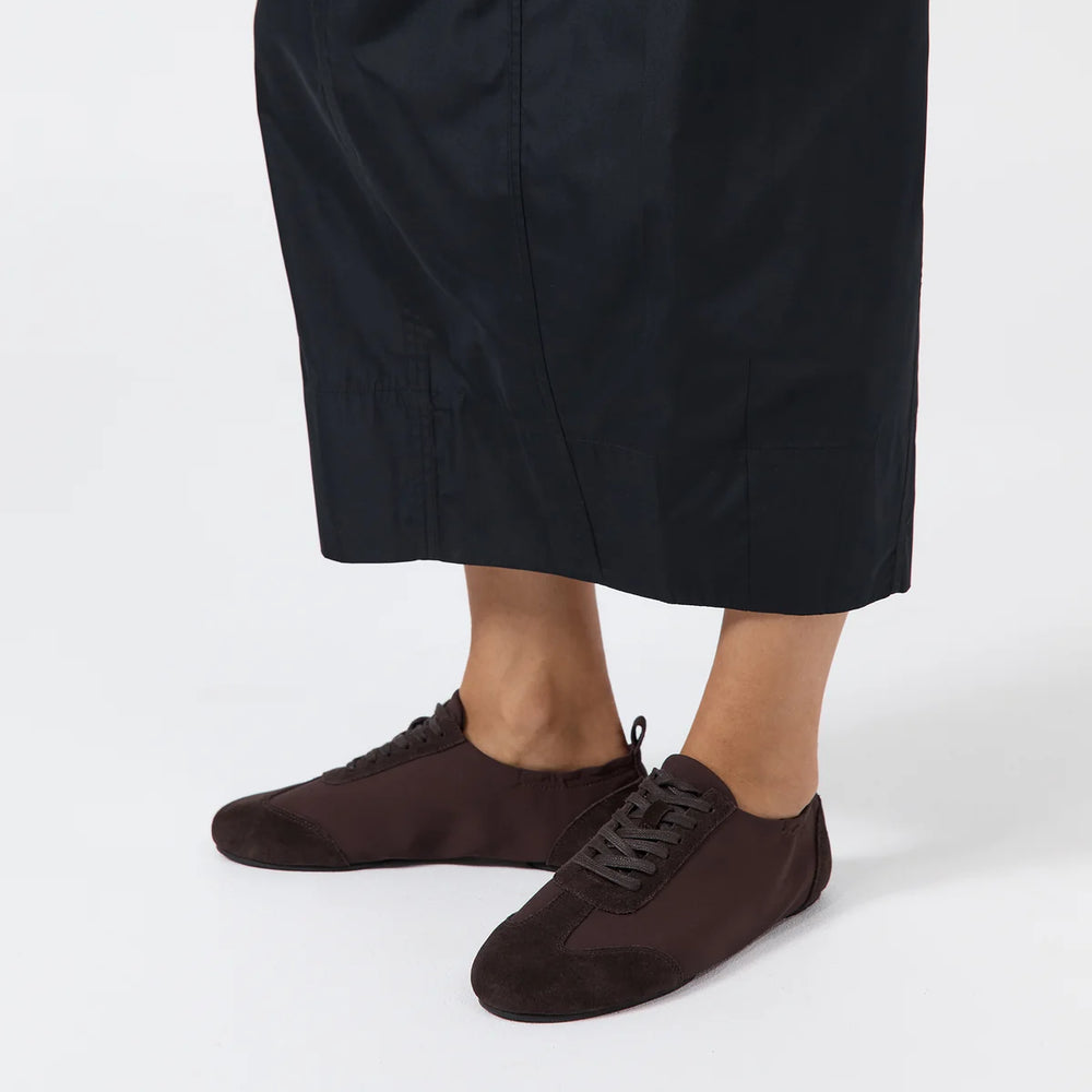 
                  
                    Ballet Sneaker Coffee
                  
                