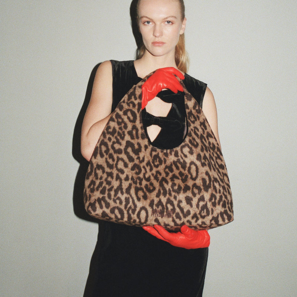 
                  
                    Kleova Bag
                  
                