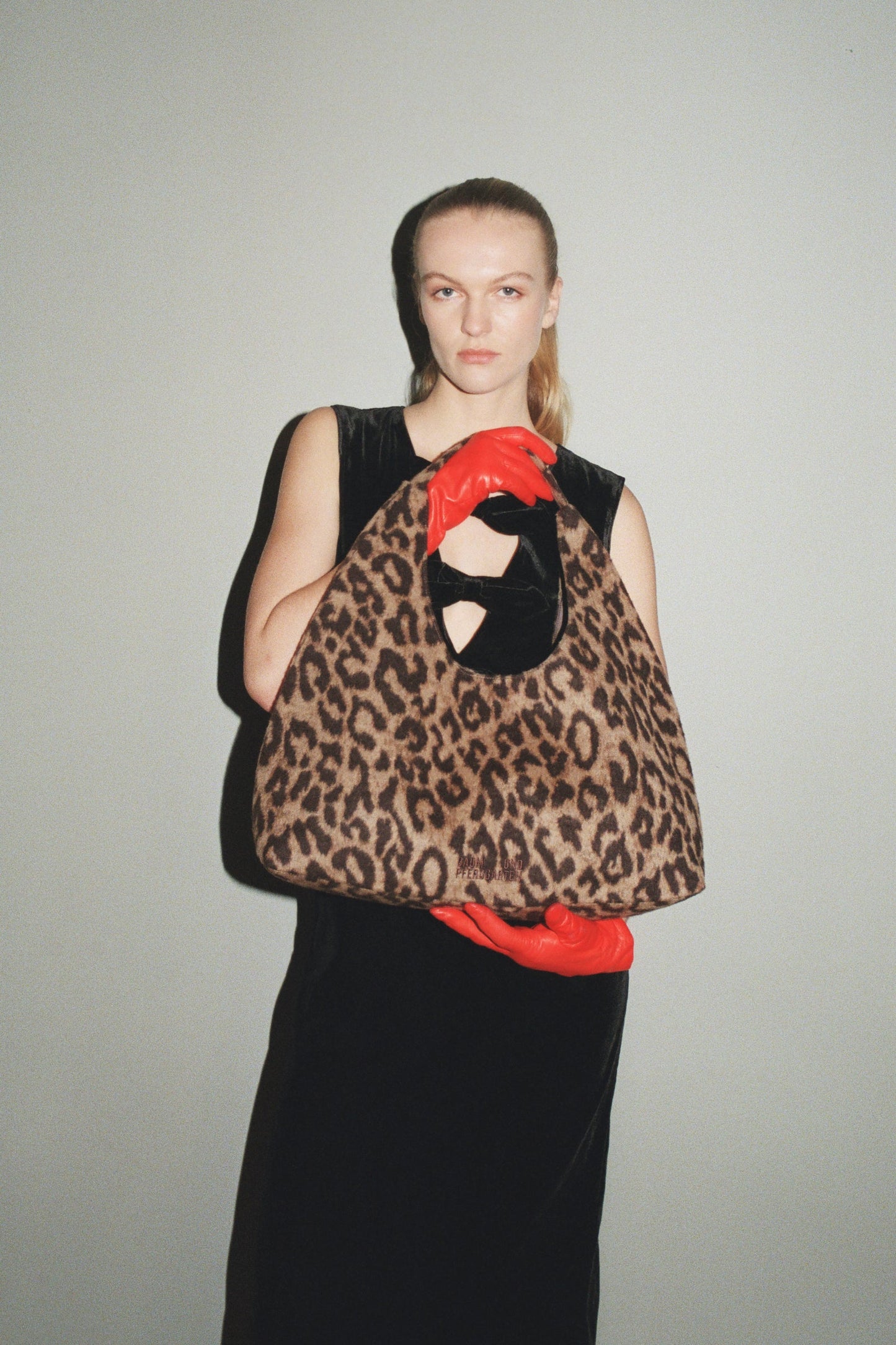 
                  
                    Kleova Bag
                  
                
