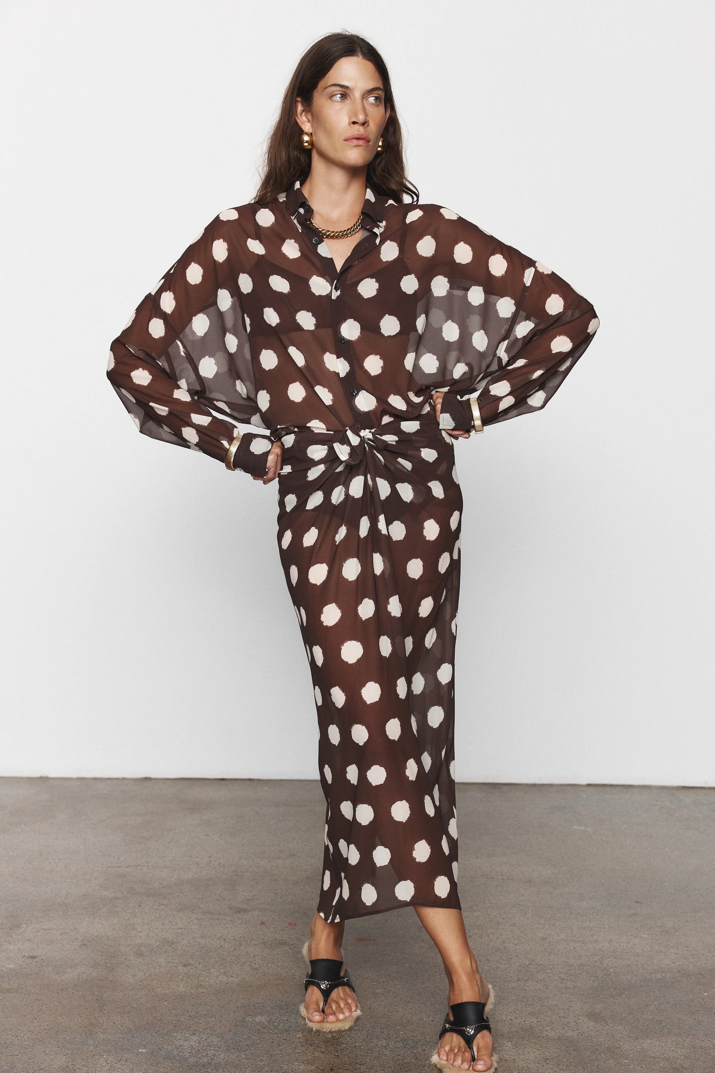 
                  
                    Linnea Shirt Brown
                  
                