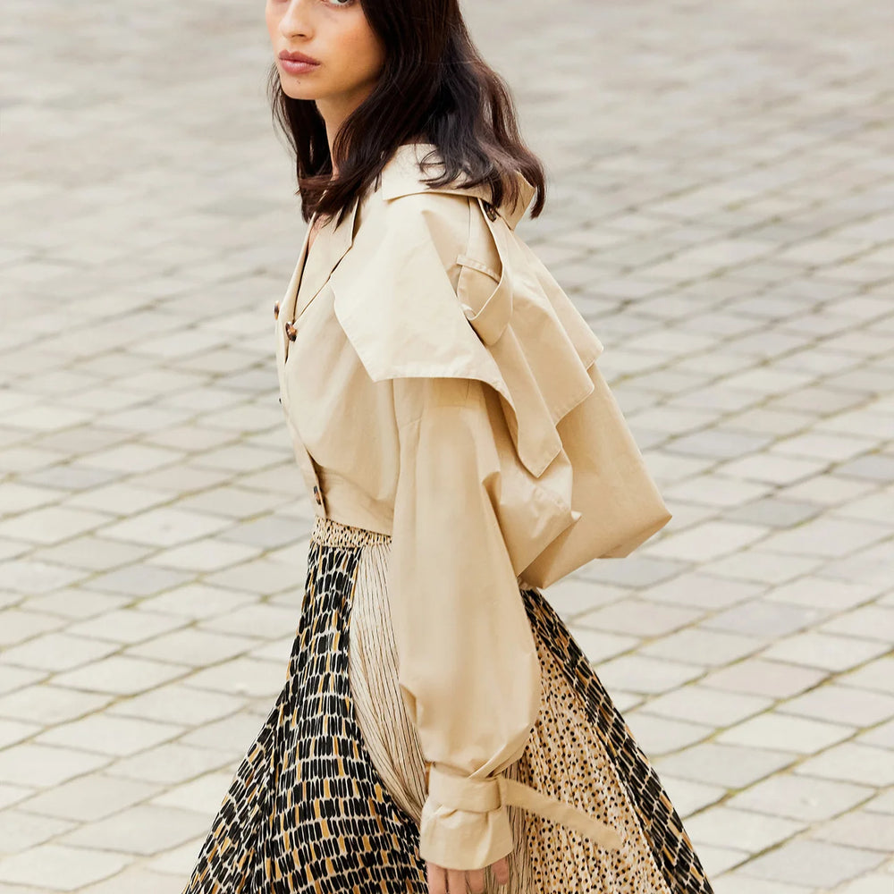 
                  
                    Sulimane Jacket - Beige
                  
                