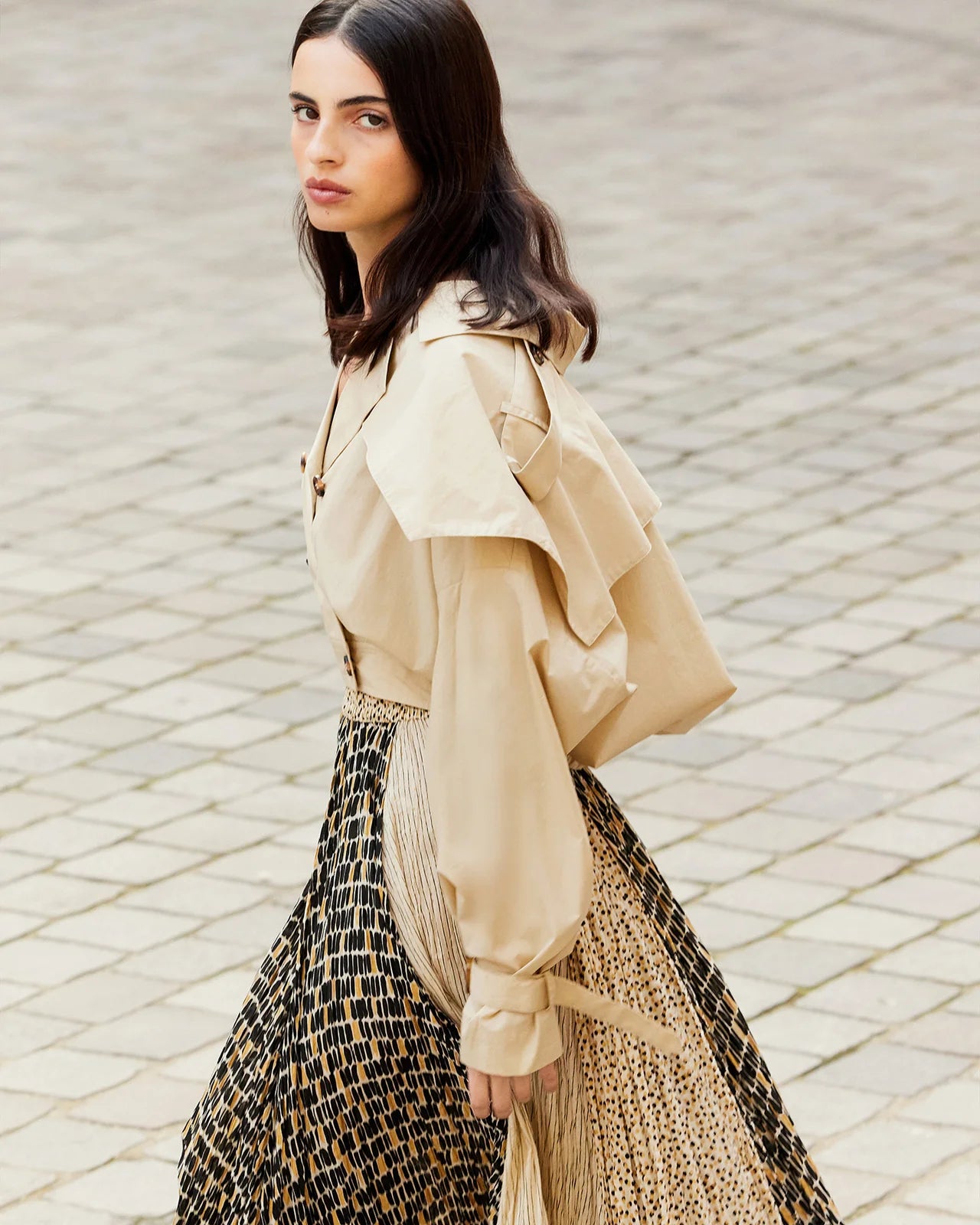 
                  
                    Sulimane Jacket - Beige
                  
                