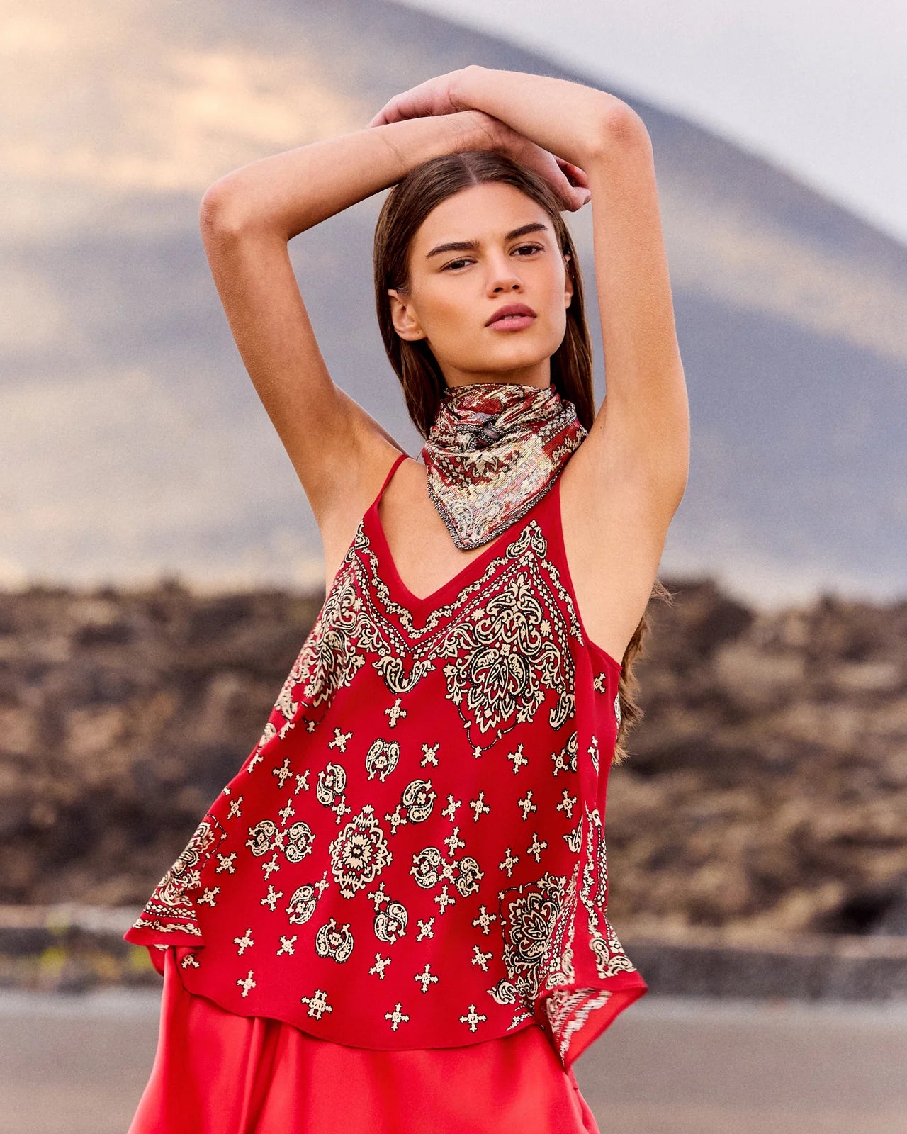 
                  
                    Glori Top Red
                  
                