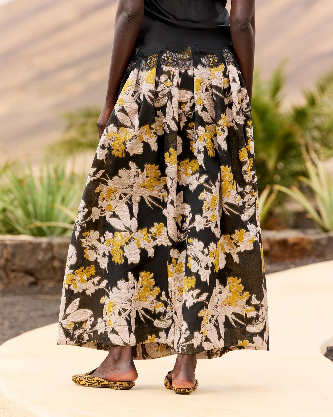 
                  
                    Syn Skirt
                  
                