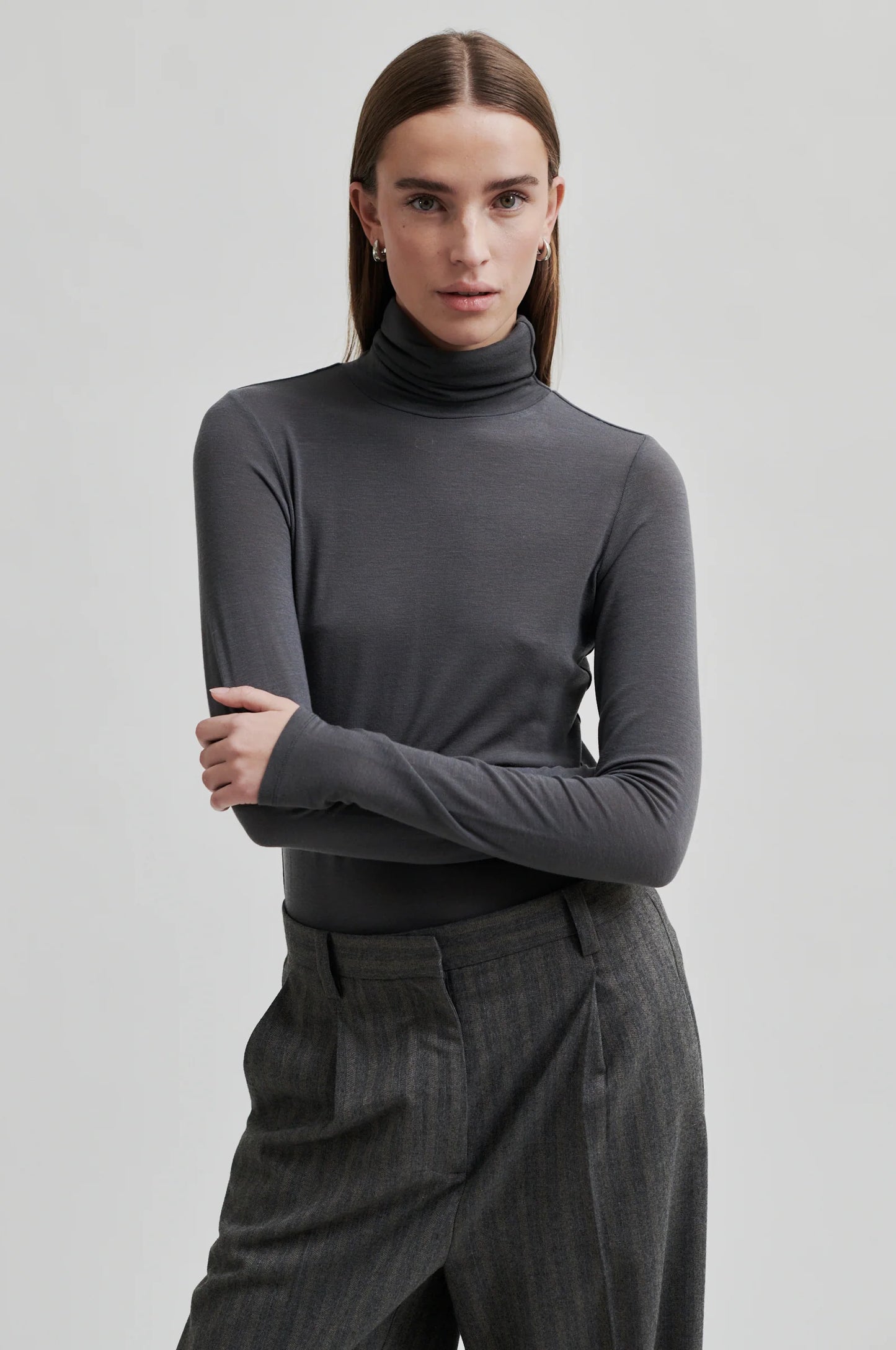 
                  
                    Matima T-neck Tee, Volcanic Ash
                  
                