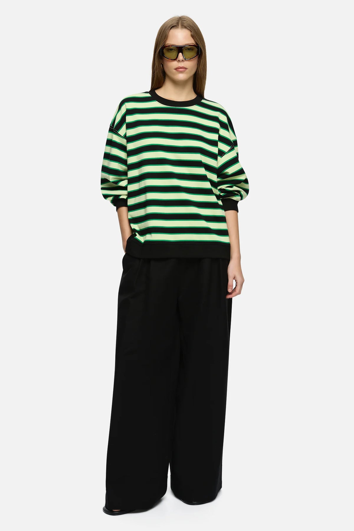 
                  
                    Bruna Sweater Green
                  
                