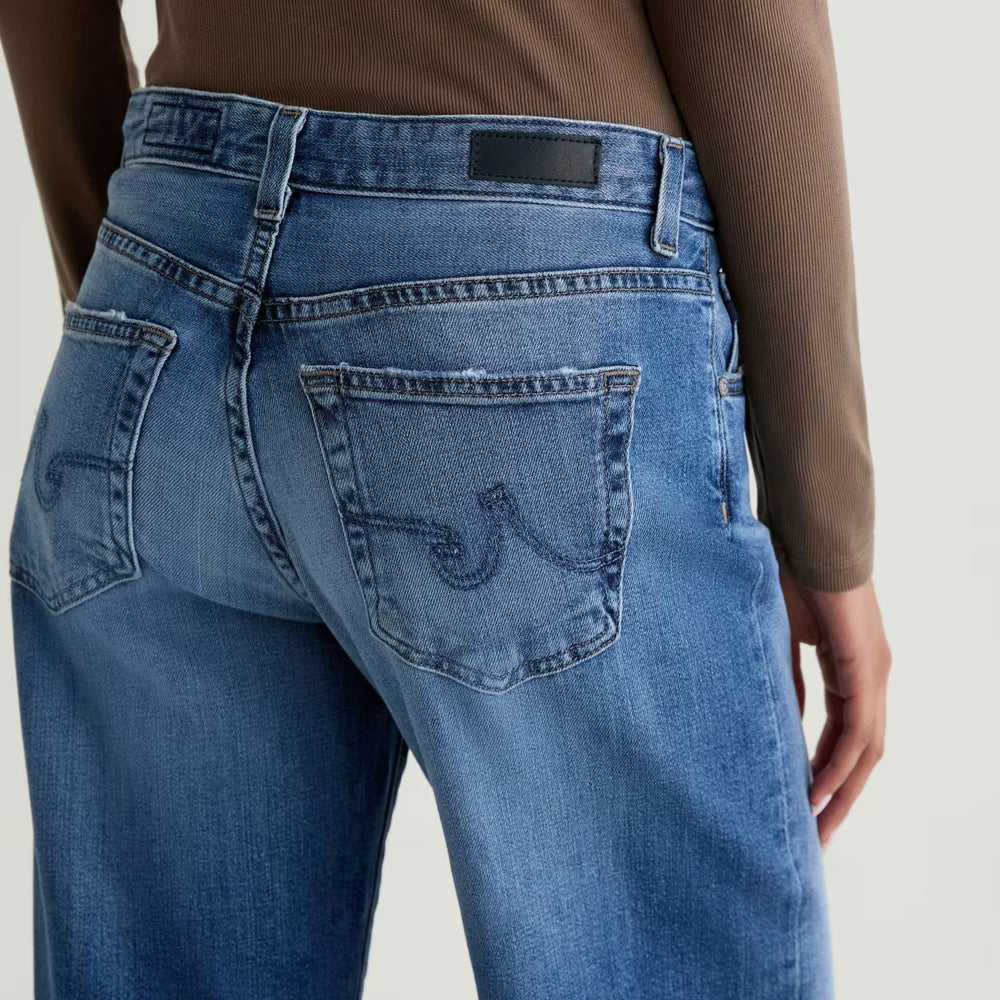 
                  
                    Adria- Headline Jean
                  
                