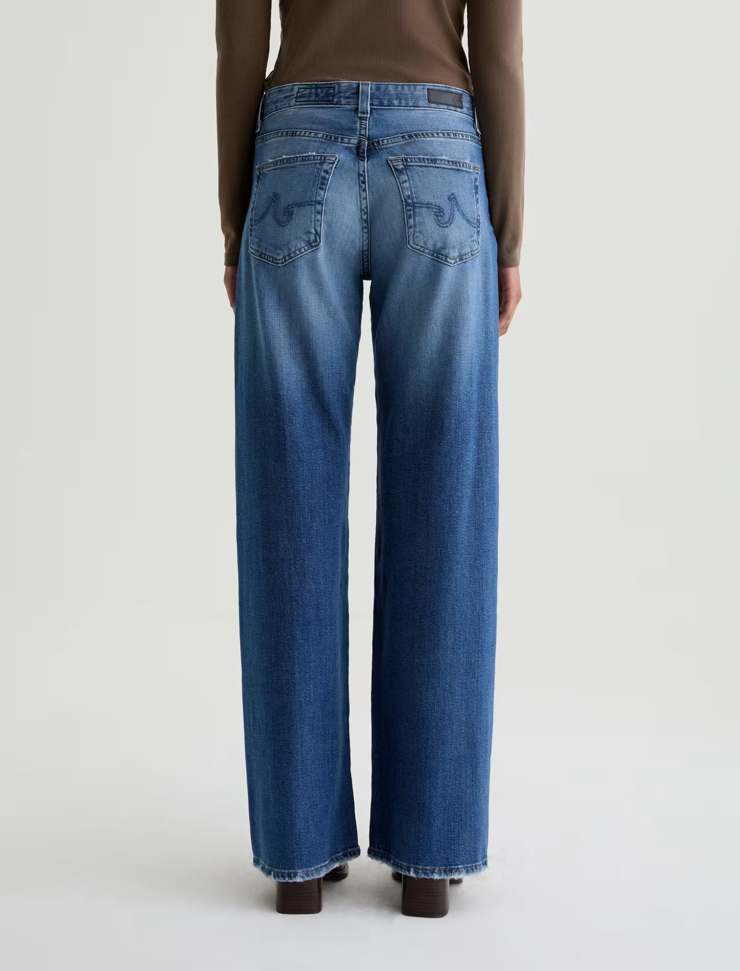 
                  
                    Adria- Headline Jean
                  
                