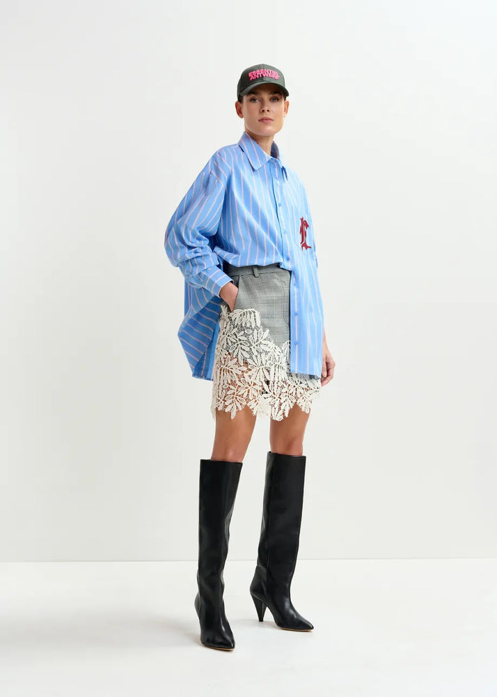 
                  
                    Interior Asymmetrical Skirt with Lace
                  
                