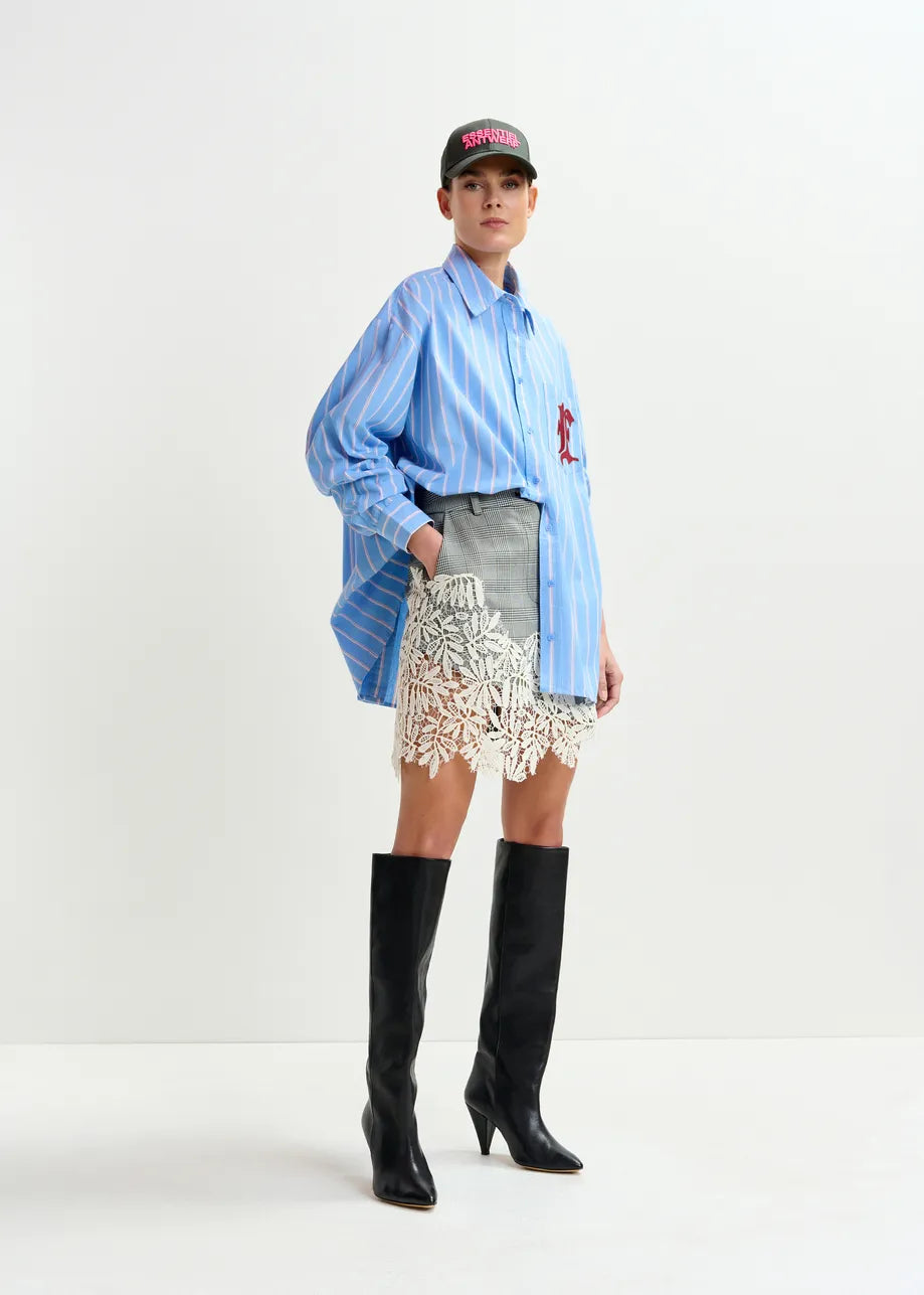 
                  
                    Interior Asymmetrical Skirt with Lace
                  
                