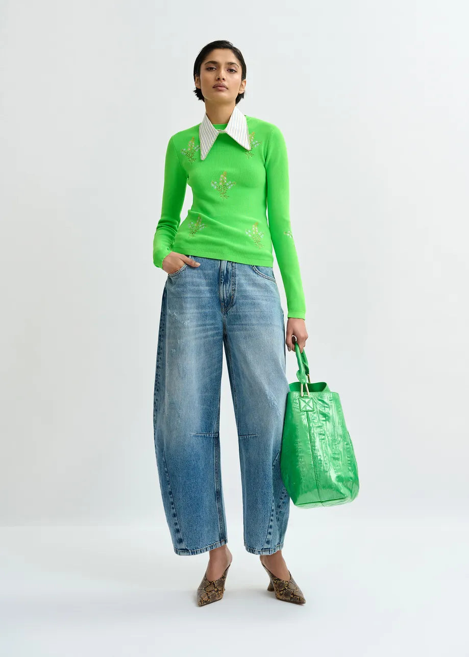 
                  
                    Jardens Green Knitted Sweater with Floral Embroideries
                  
                