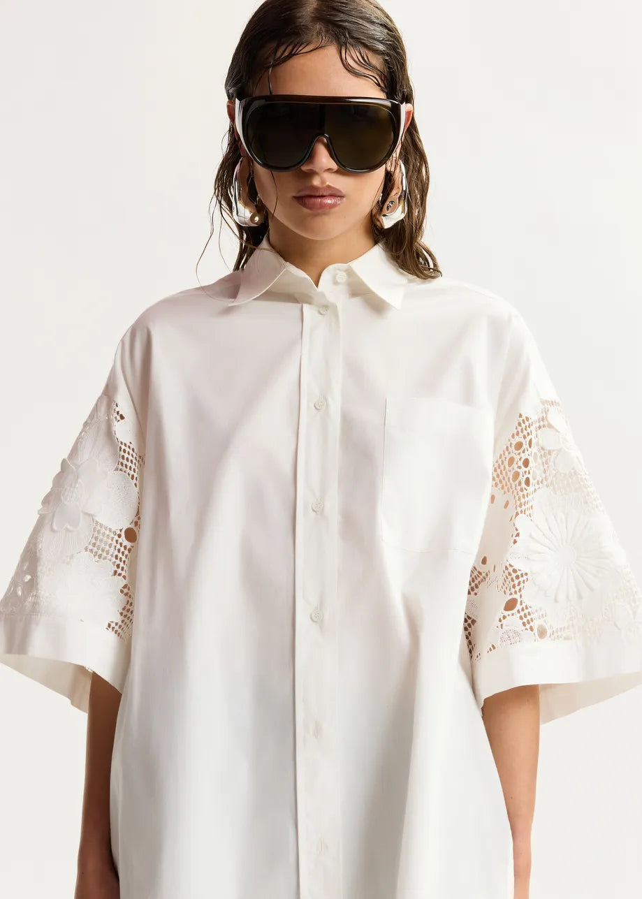 
                  
                    Kali Shirt White
                  
                