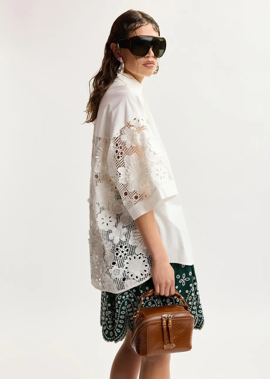 
                  
                    Kali Shirt White
                  
                