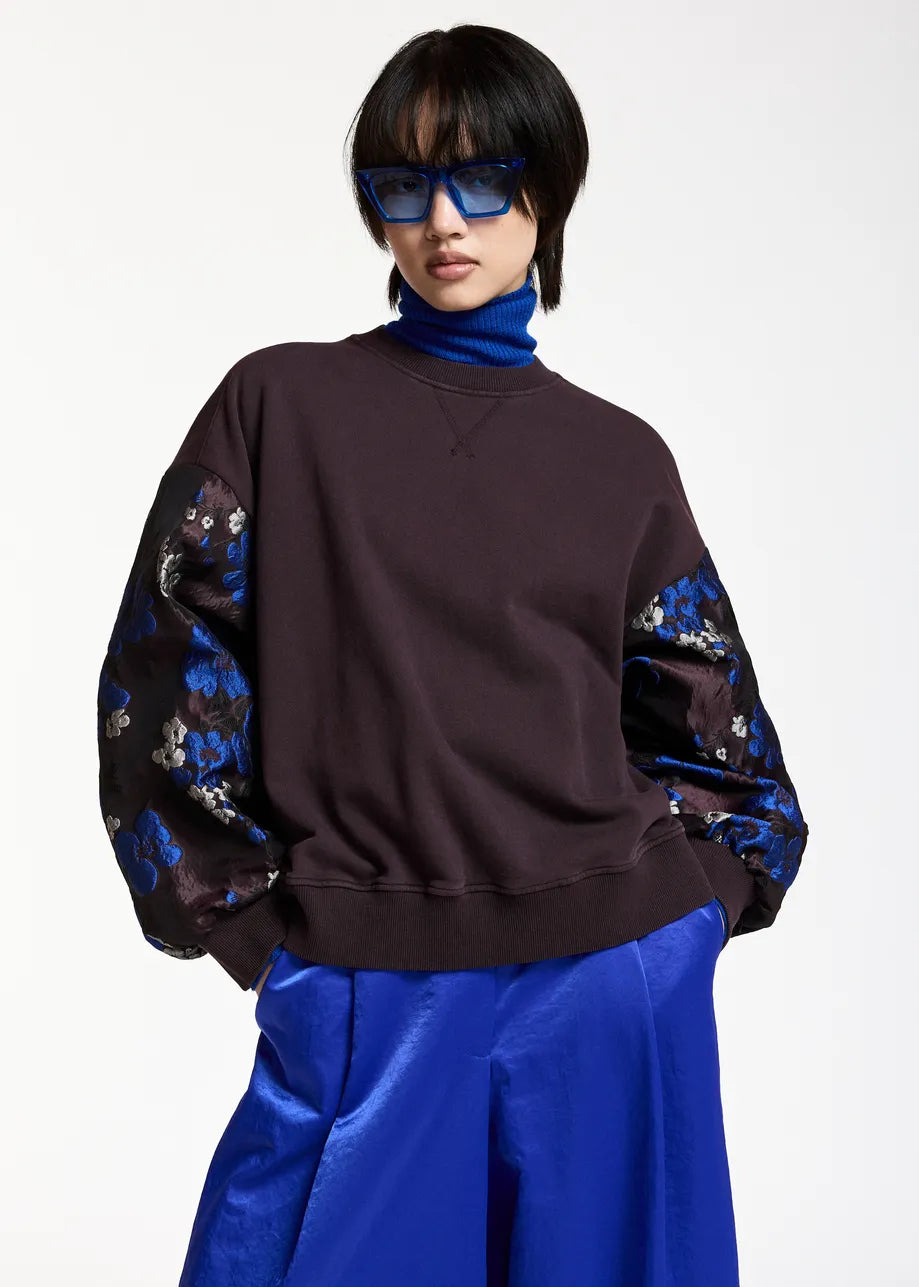 
                  
                    Kueer Sweatshirt Wine
                  
                