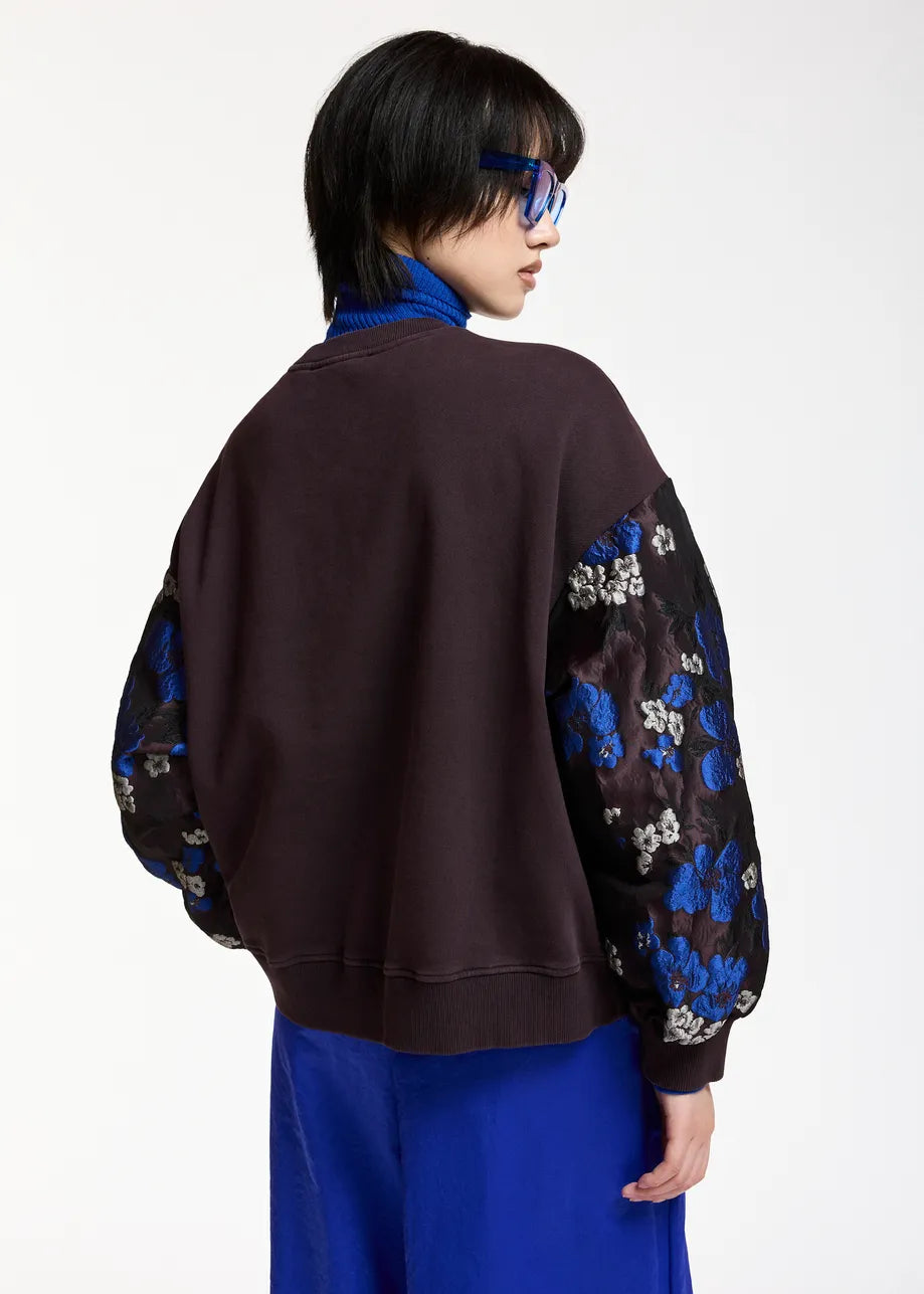 
                  
                    Kueer Sweatshirt Wine
                  
                
