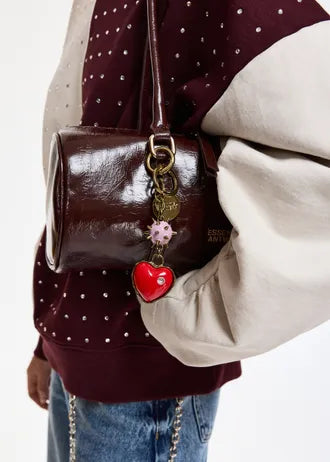 
                  
                    Kuore Key Charm
                  
                