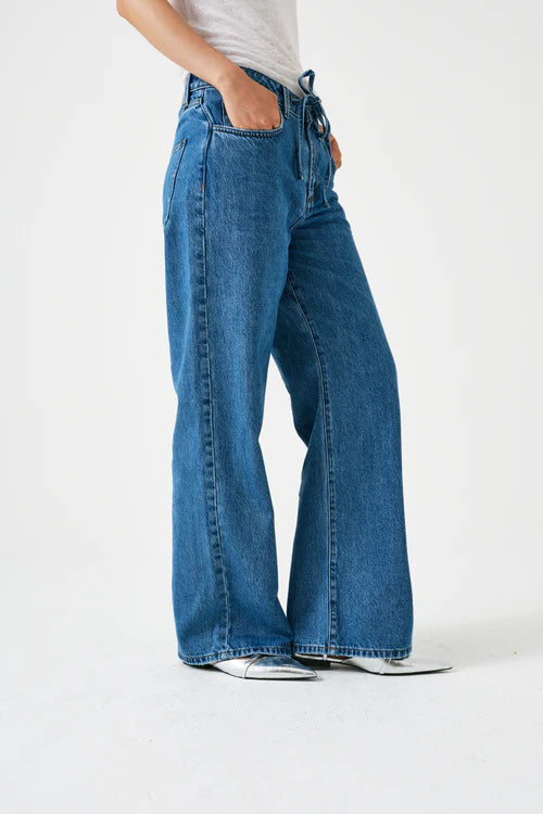 
                  
                    Blake Jean in Dark Weekender
                  
                