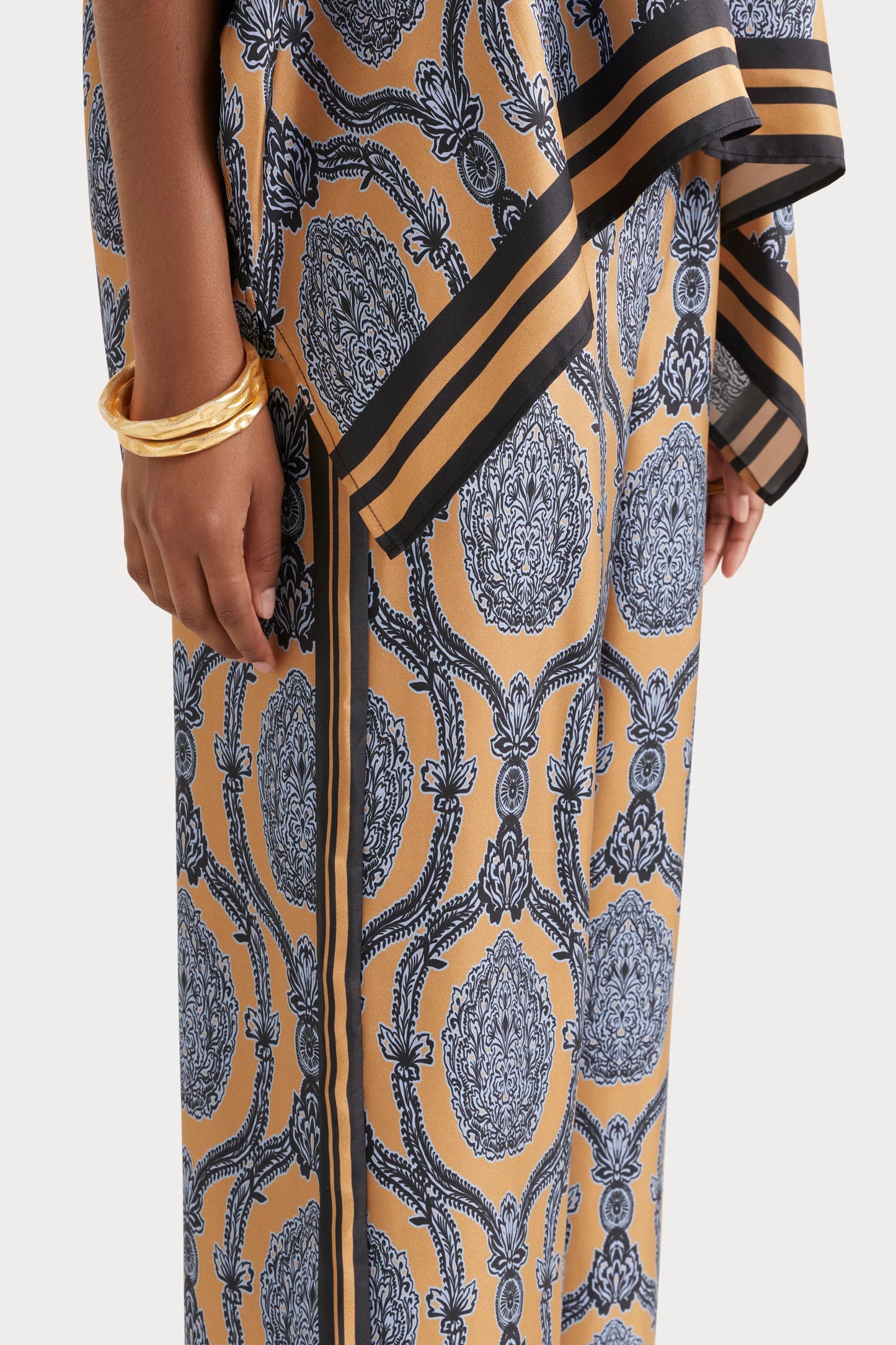 
                  
                    Ines Pant - Print
                  
                