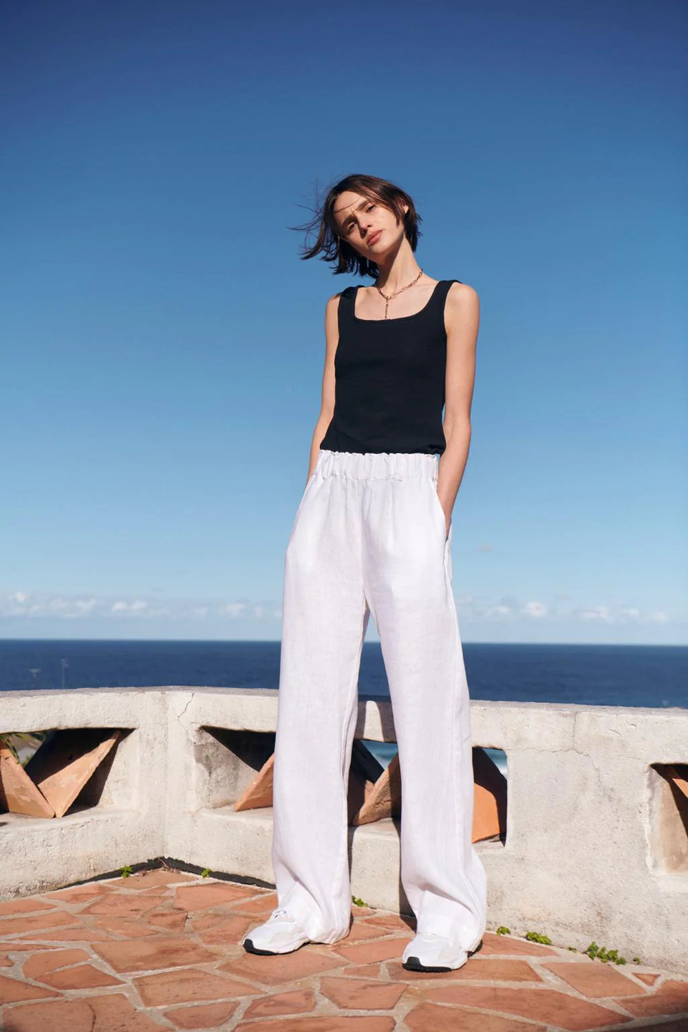 Pull on Pant in White Linen