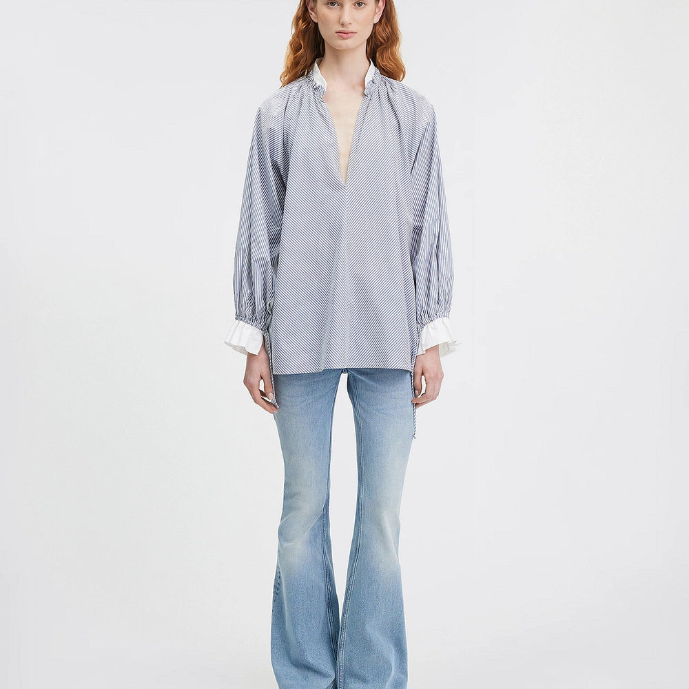 
                  
                    Wally Women in the Art Blouse Grey
                  
                