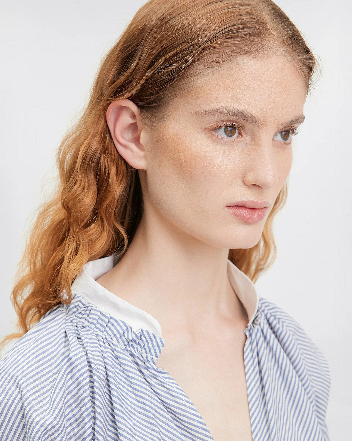 
                  
                    Wally Women in the Art Blouse Grey
                  
                
