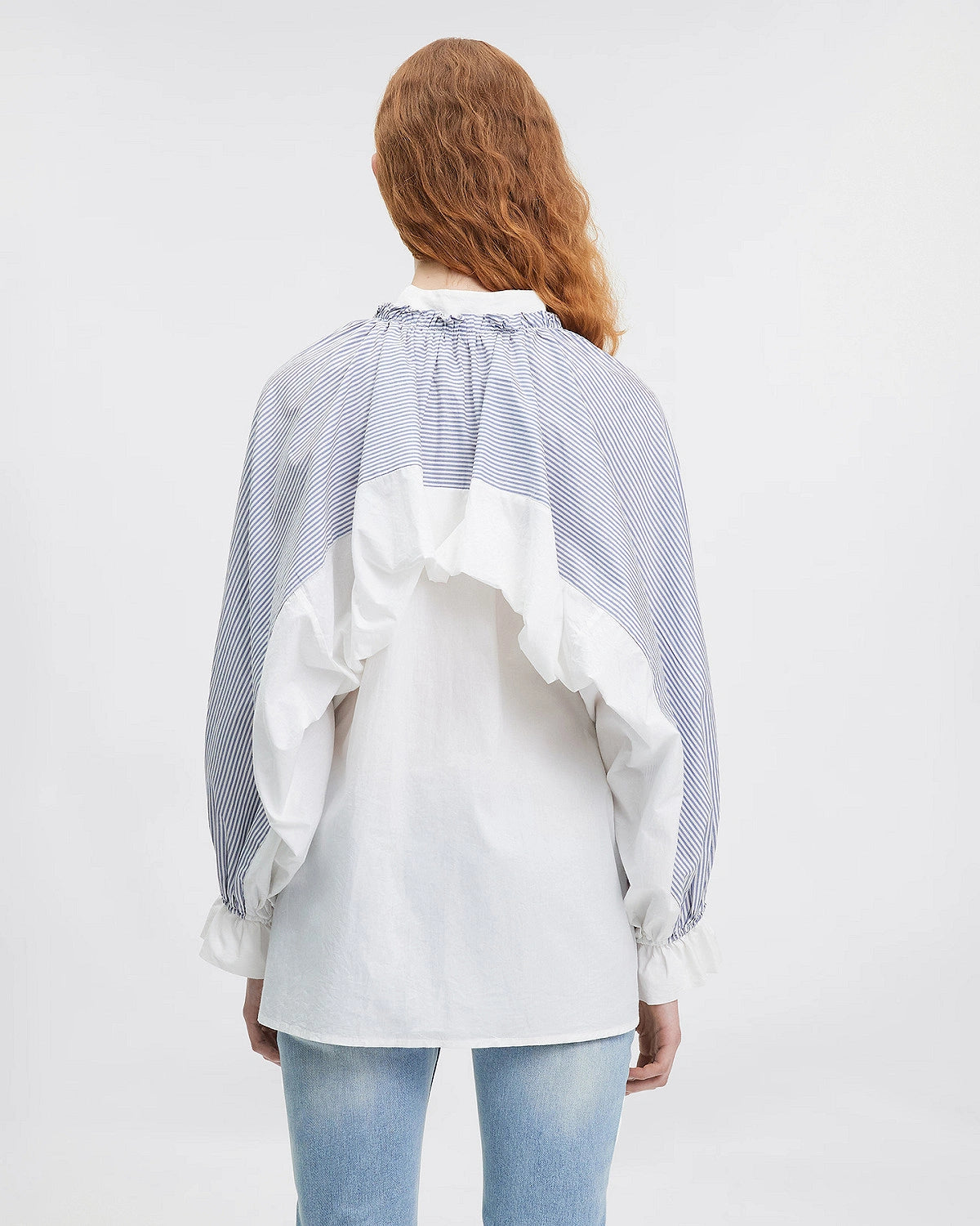 
                  
                    Wally Women in the Art Blouse Grey
                  
                